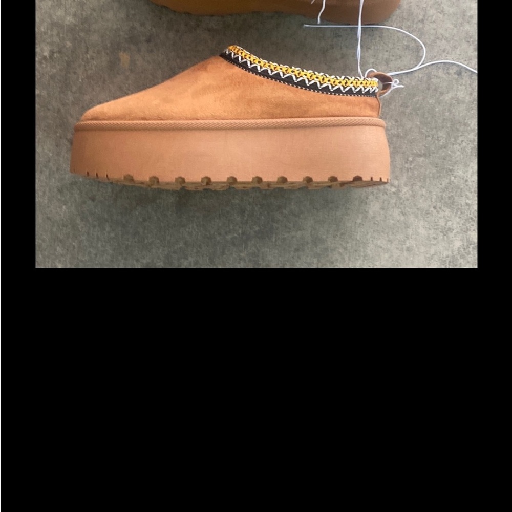 Brown Platform Shoes with Patterned Trim